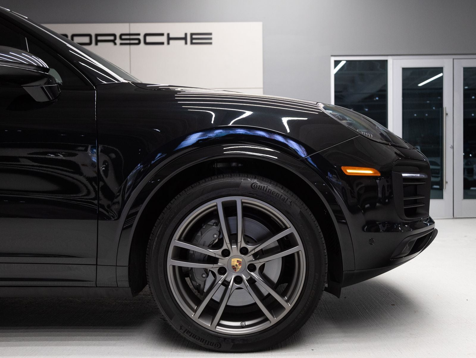 2023 Porsche Cayenne S Platinum Edition