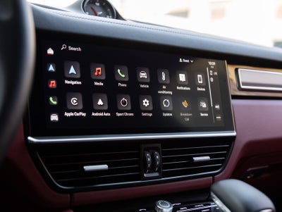 2023 Porsche Cayenne S Platinum Edition