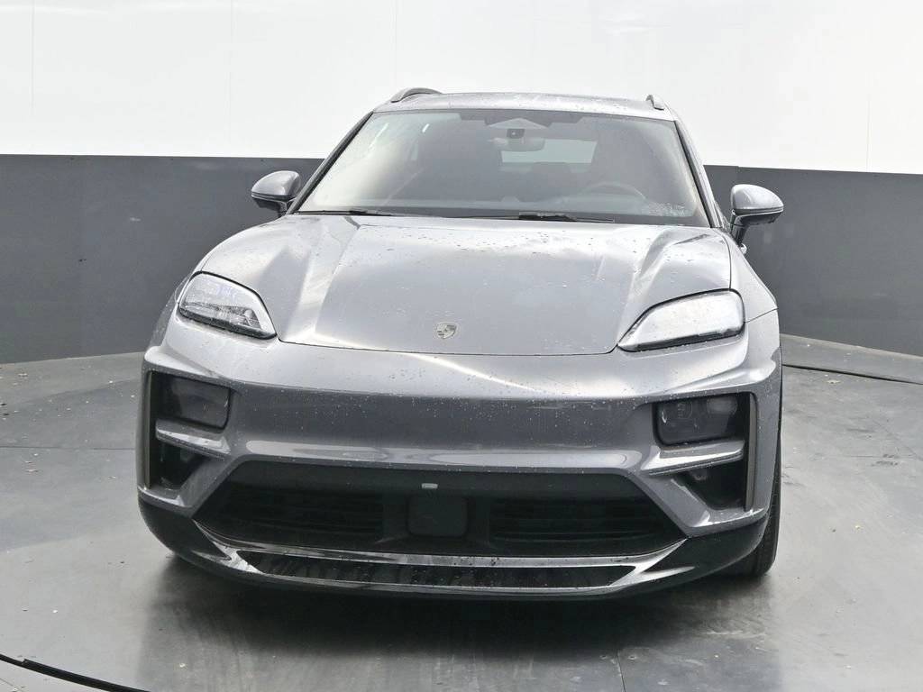 2025 Porsche Macan Turbo Electric