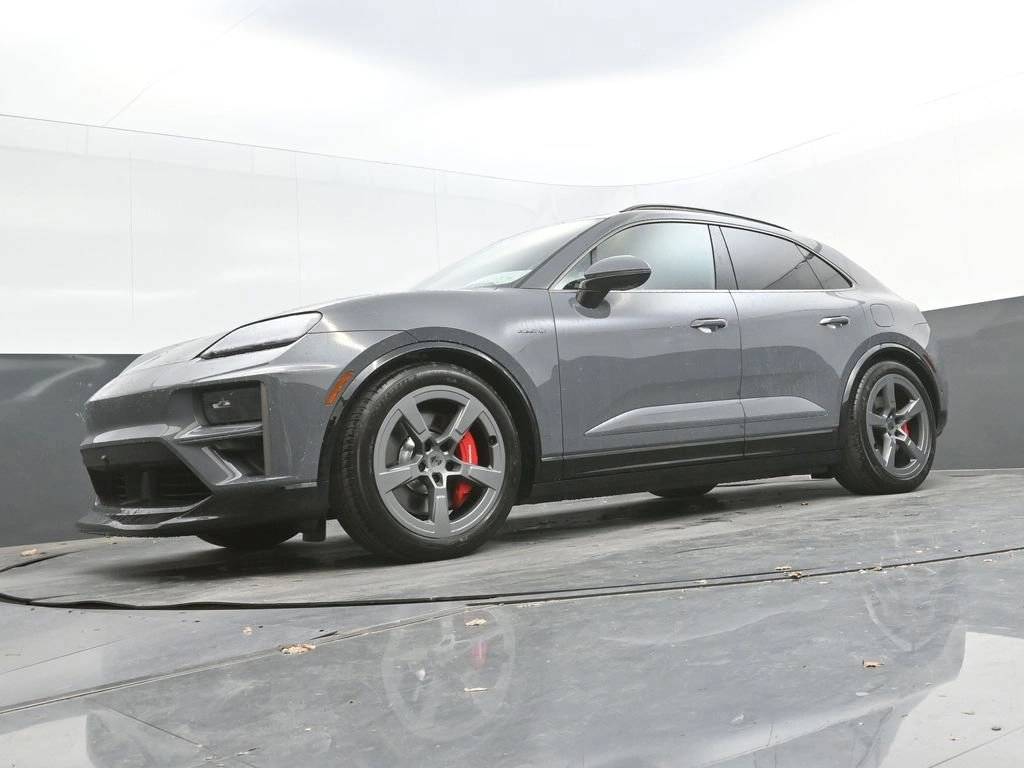 2025 Porsche Macan Turbo Electric