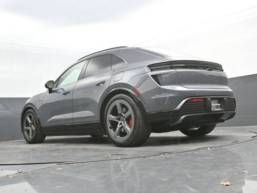 2025 Porsche Macan Turbo Electric