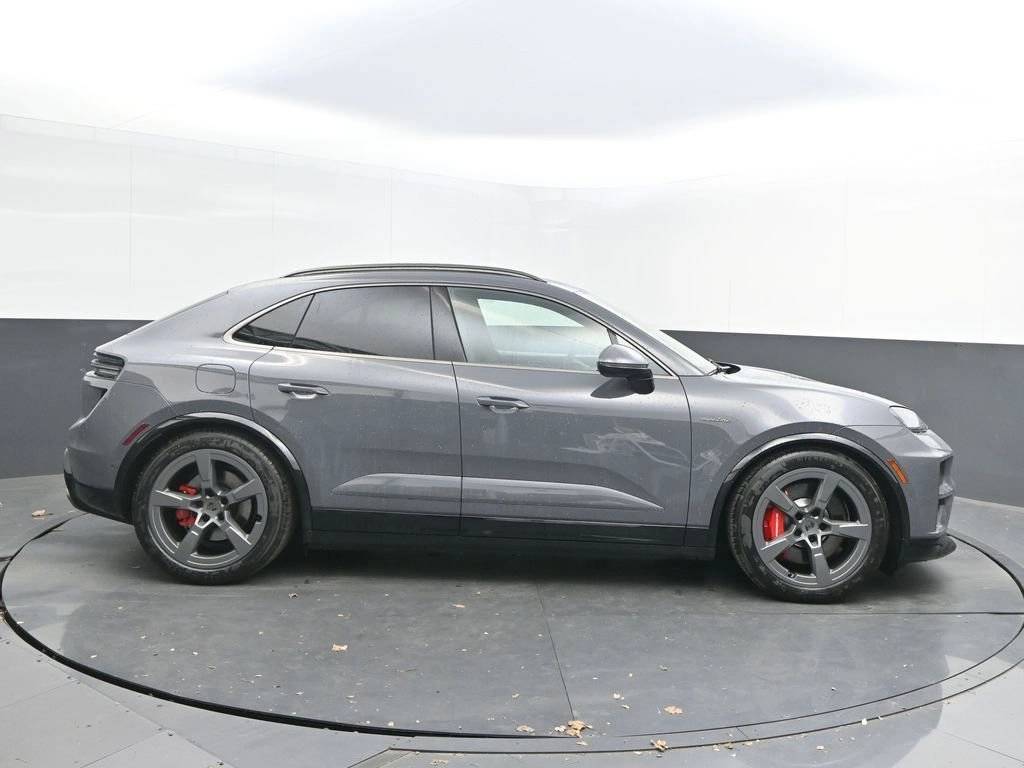 2025 Porsche Macan Turbo Electric