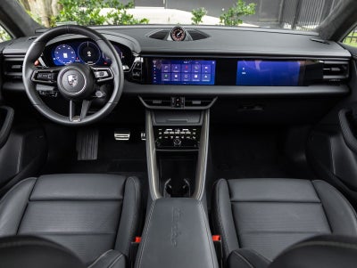 2025 Porsche Macan Turbo Electric