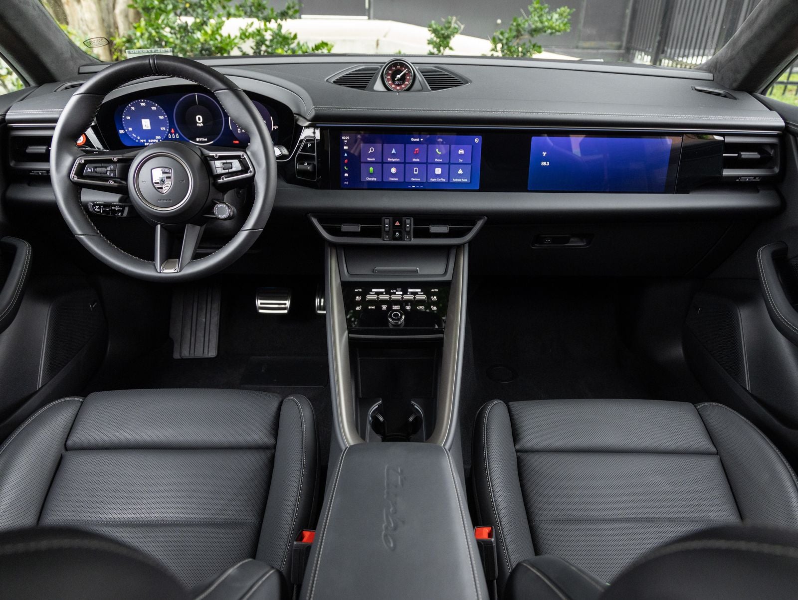2025 Porsche Macan Turbo Electric