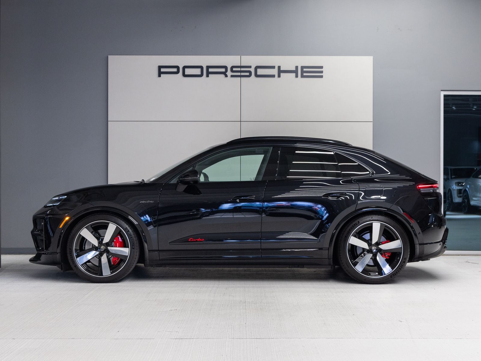 2025 Porsche Macan Turbo Electric