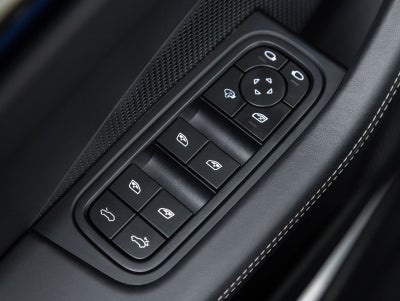 2025 Porsche Macan Turbo Electric