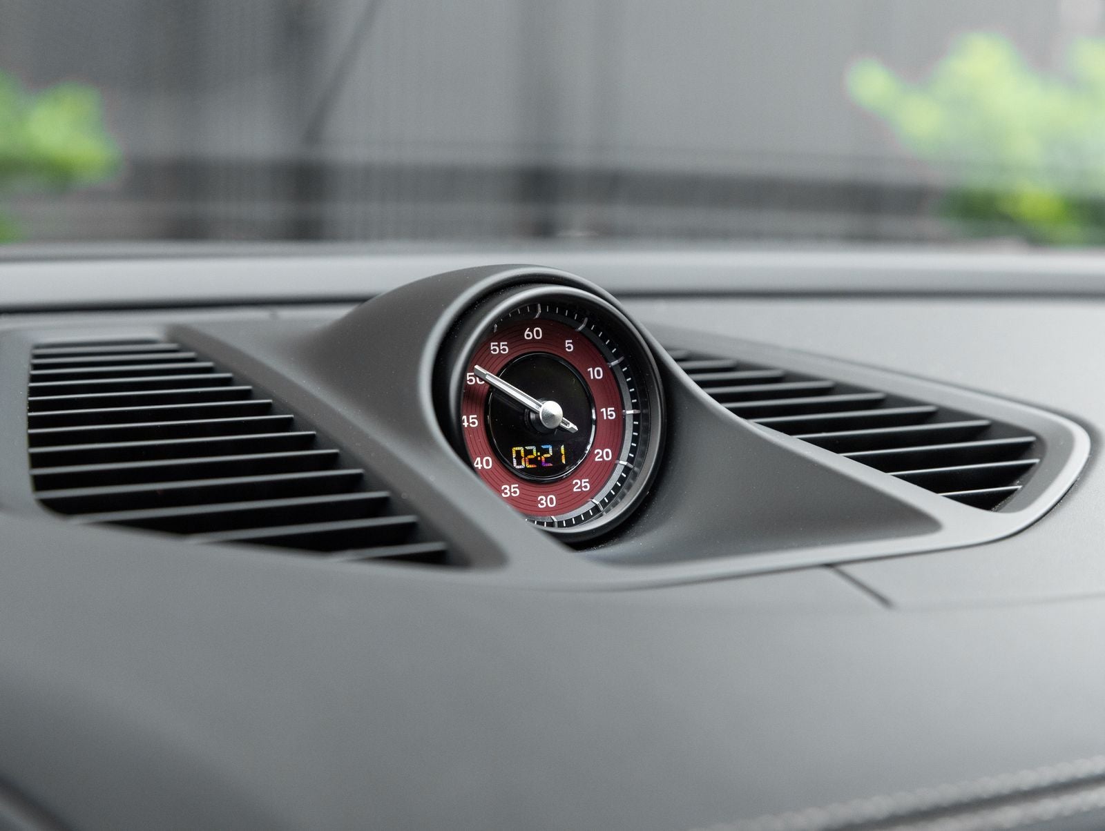 2025 Porsche Macan Turbo Electric