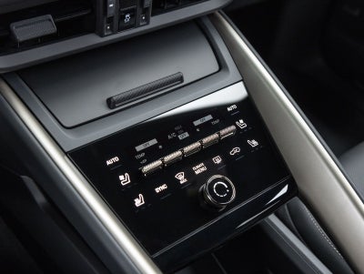 2025 Porsche Macan Turbo Electric