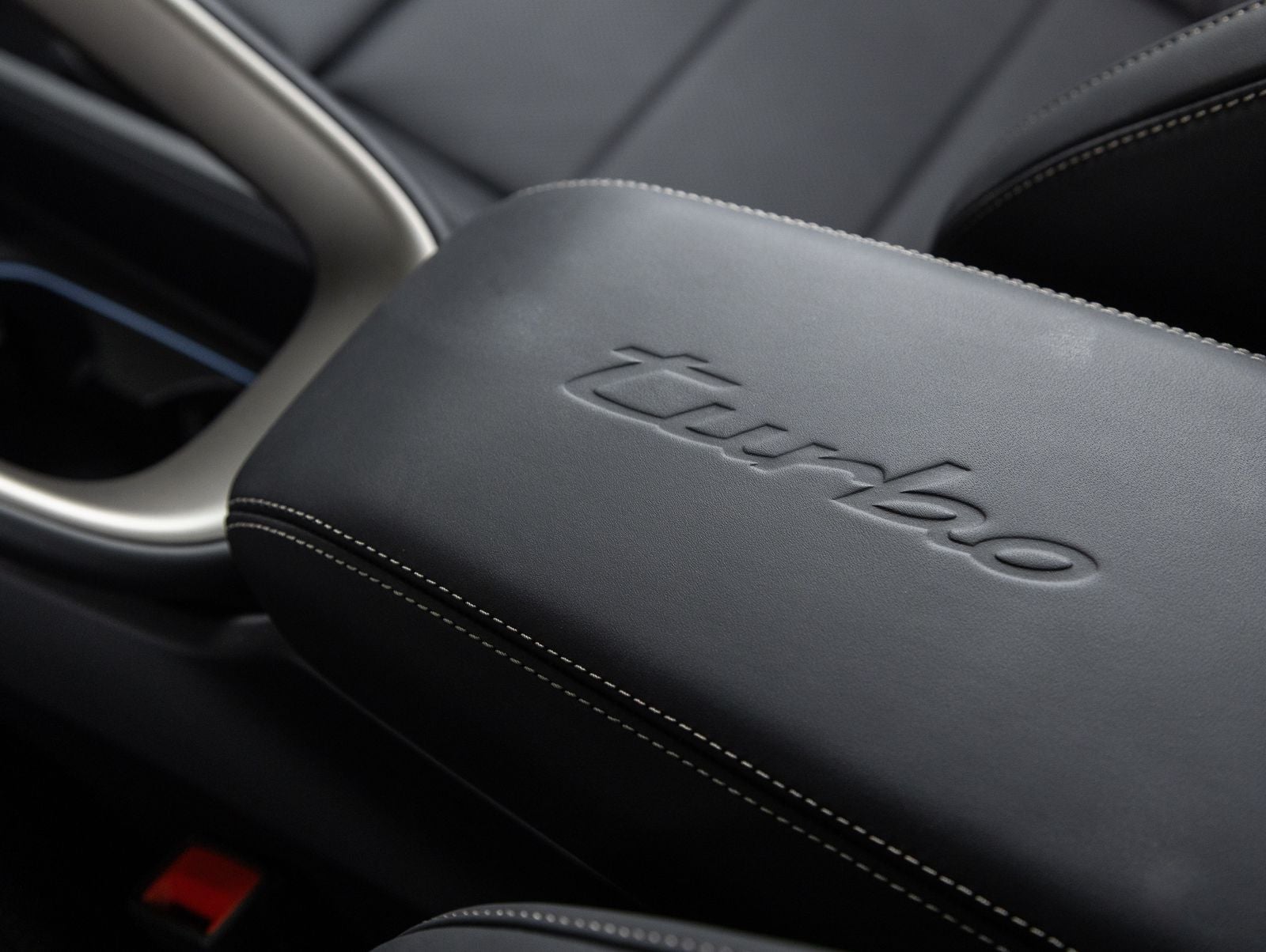 2025 Porsche Macan Turbo Electric