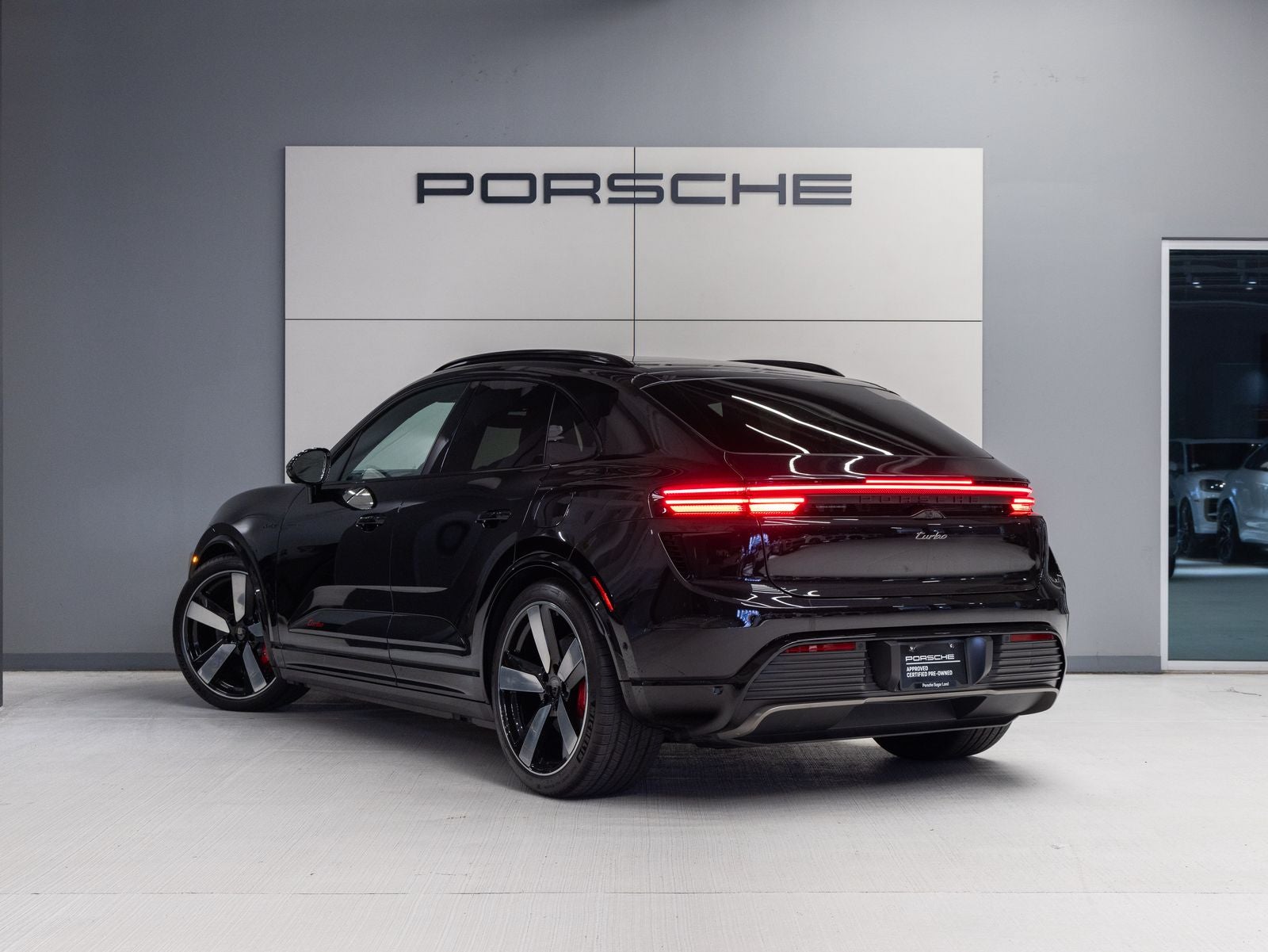 2025 Porsche Macan Turbo Electric