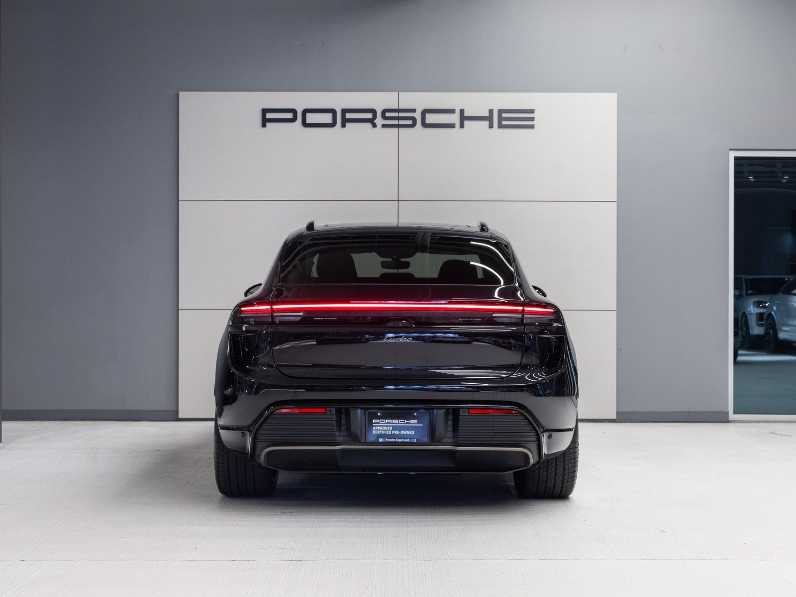 2025 Porsche Macan Turbo Electric