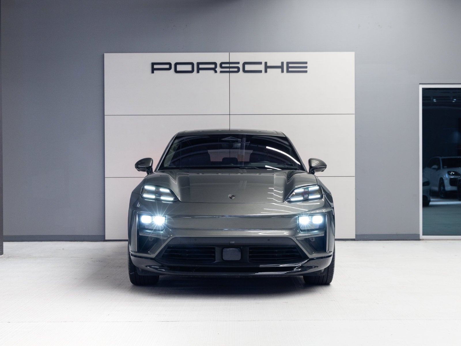 2024 Porsche Macan Macan Turbo