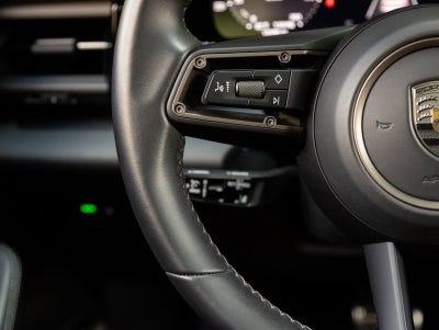 2024 Porsche Macan Macan Turbo