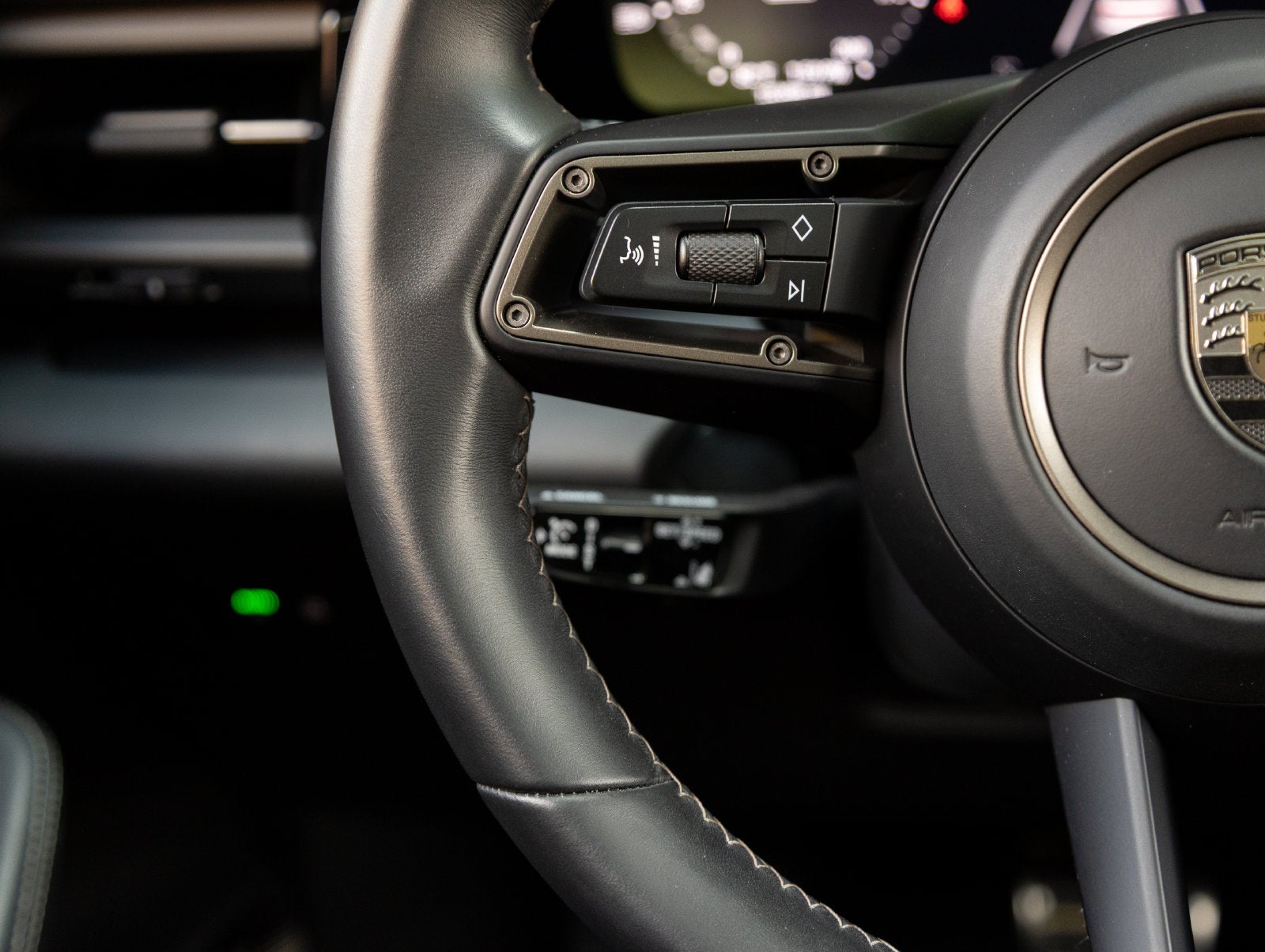 2024 Porsche Macan Macan Turbo