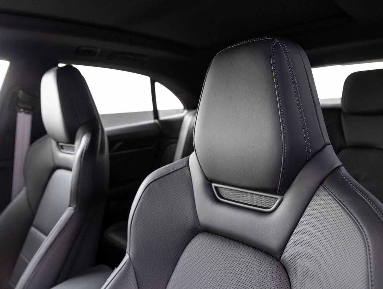 2025 Porsche Macan Macan Electric