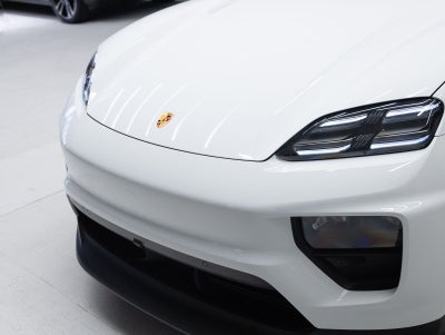 2026 Porsche Macan Electric