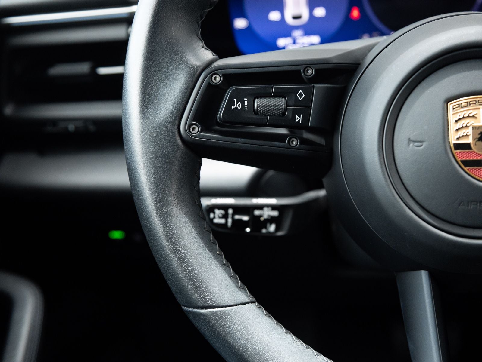 2025 Porsche Macan Macan Electric