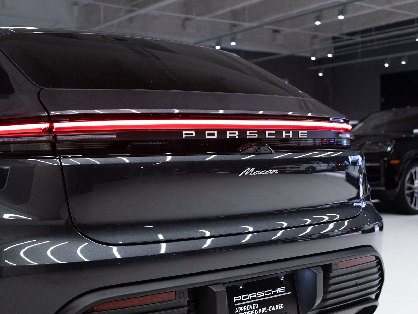 2025 Porsche Macan Macan Electric