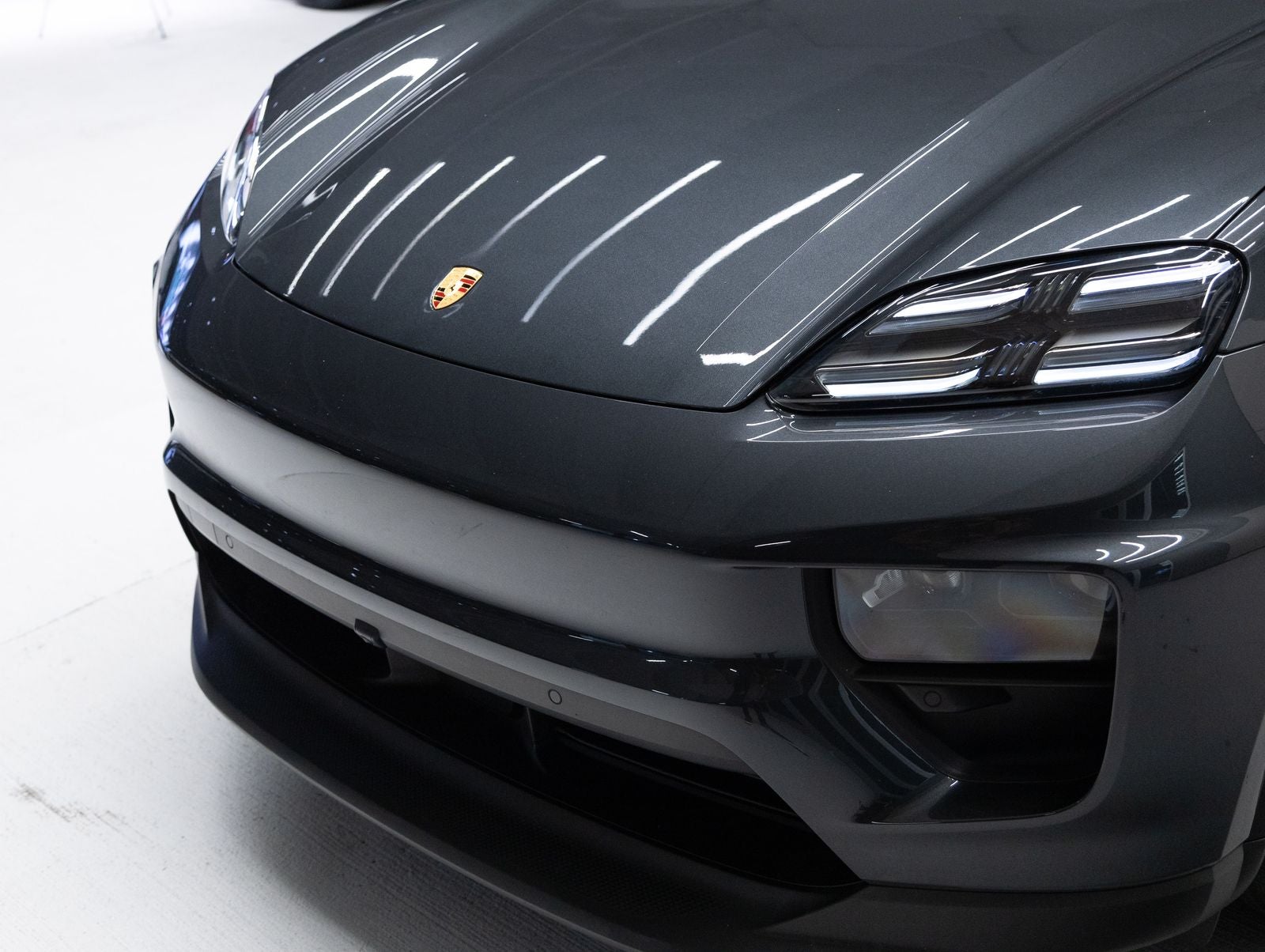 2025 Porsche Macan Macan Electric