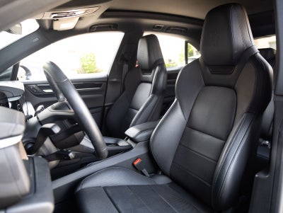 2025 Porsche Macan Macan Electric