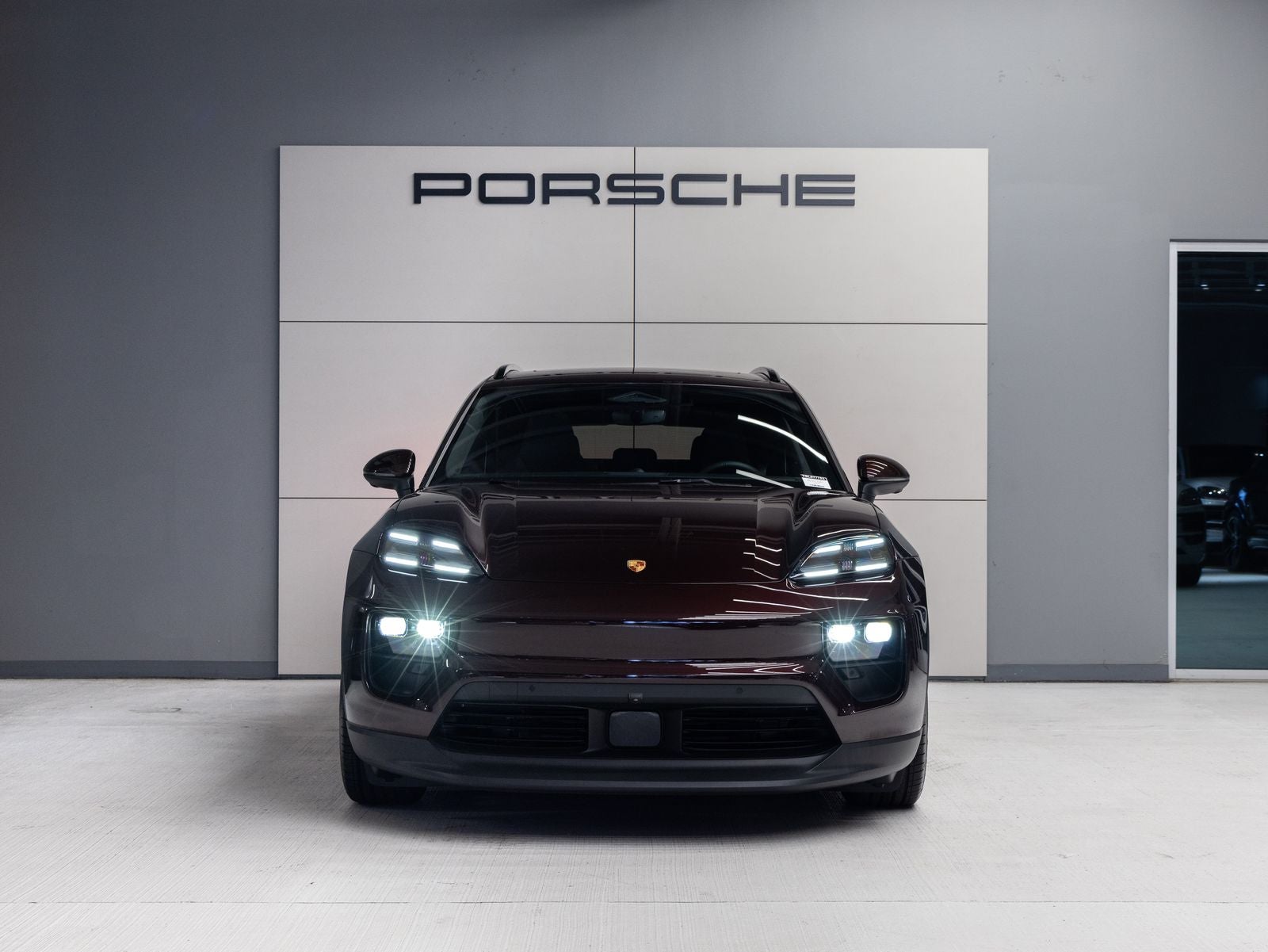 2025 Porsche Macan Electric