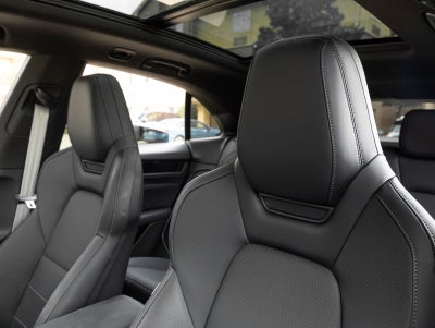2025 Porsche Macan Electric