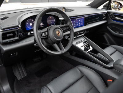 2025 Porsche Macan Electric
