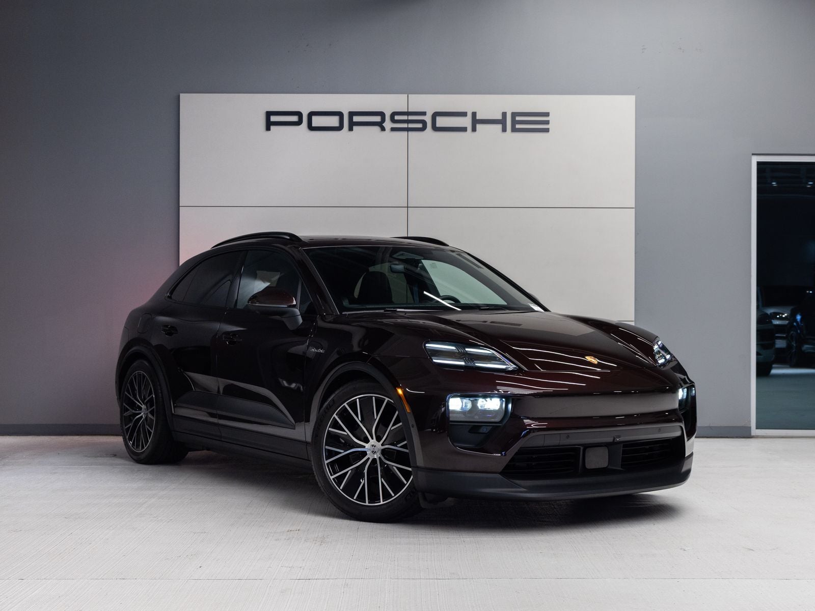 2025 Porsche Macan Electric