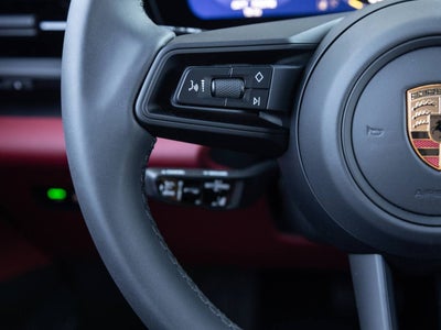 2025 Porsche Macan Macan Electric