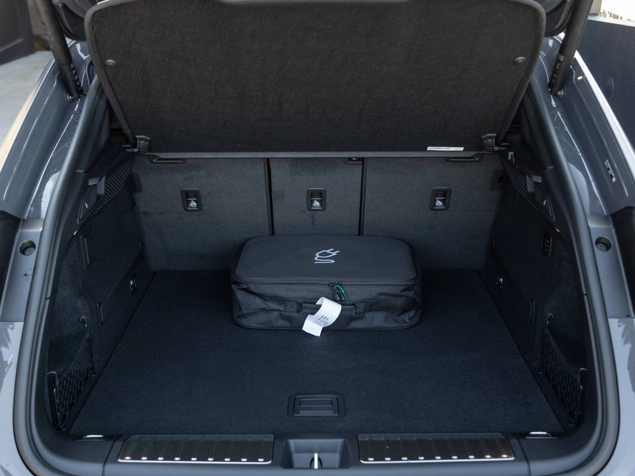 2025 Porsche Macan Macan Electric