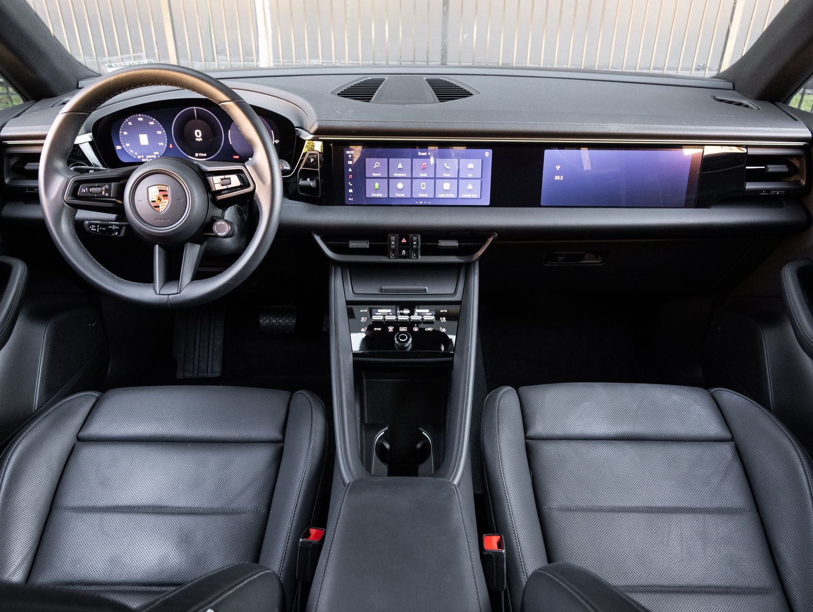 2025 Porsche Macan Electric