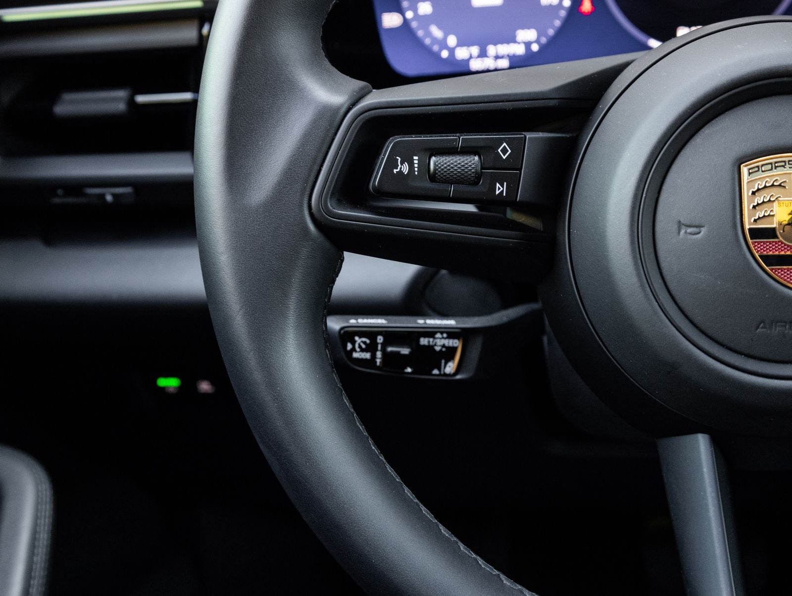 2025 Porsche Macan Electric