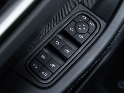 2025 Porsche Macan Electric