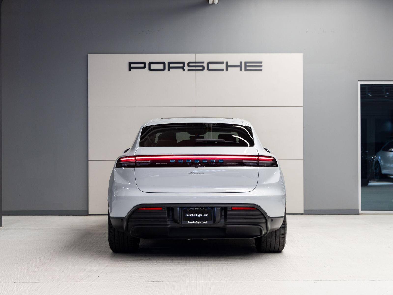 2025 Porsche Macan Electric