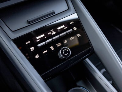 2025 Porsche Macan Macan Electric