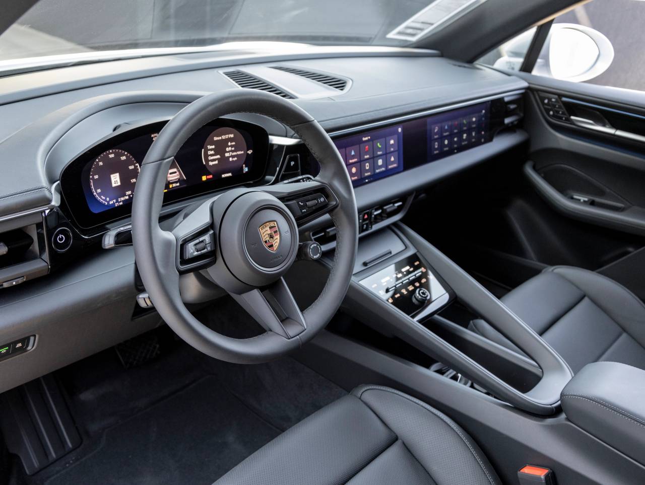 2025 Porsche Macan Macan Electric