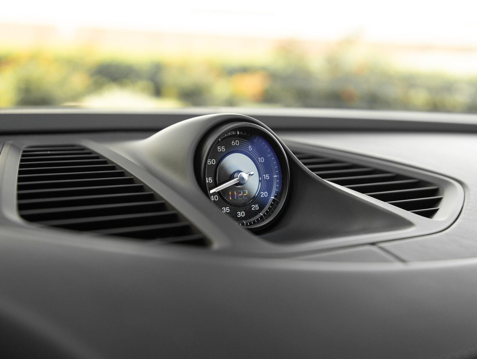 2025 Porsche Macan Macan Electric