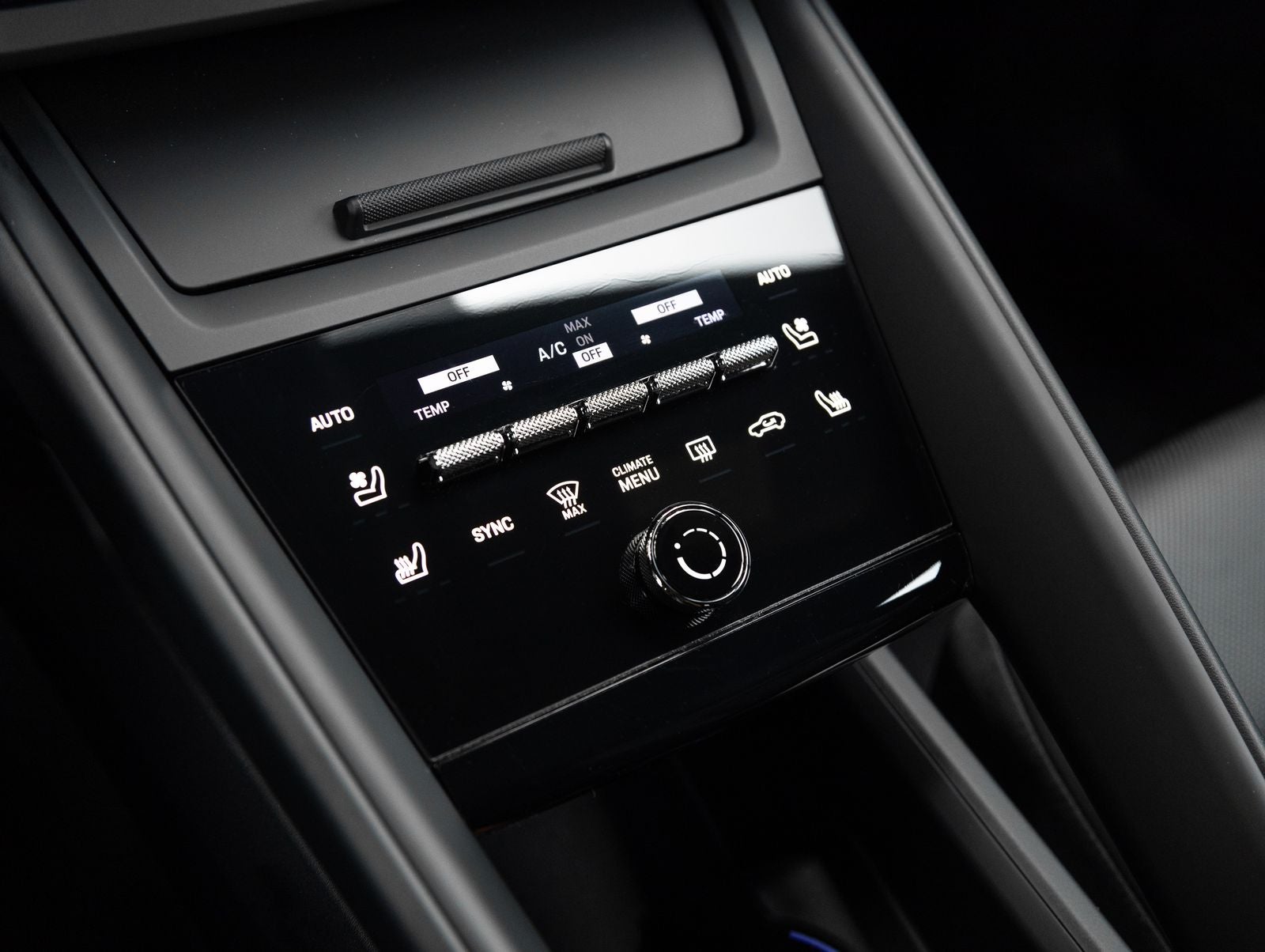 2025 Porsche Macan Macan Electric