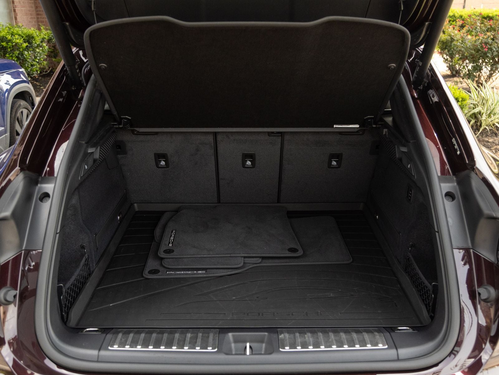 2025 Porsche Macan Macan Electric