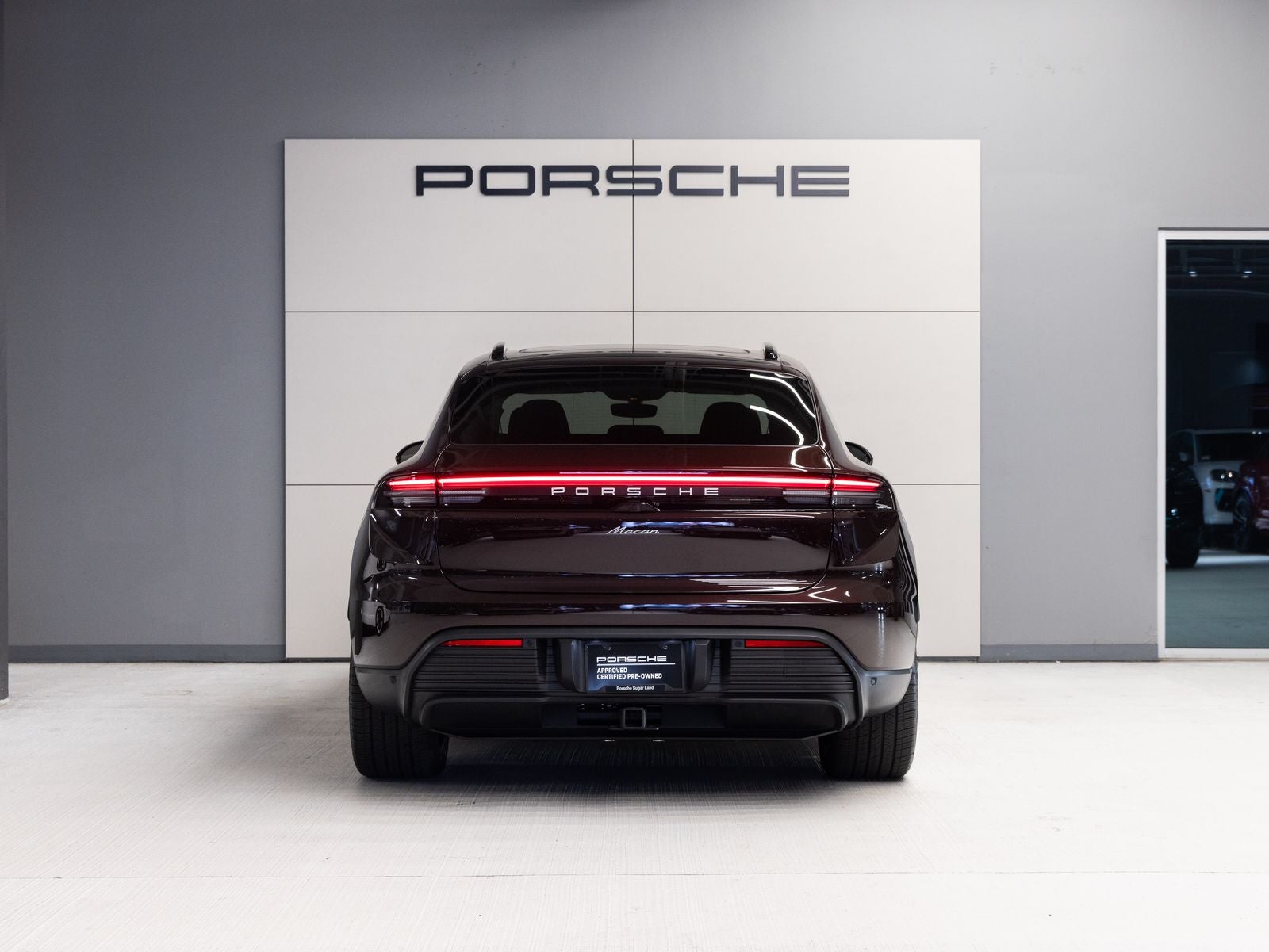 2025 Porsche Macan Macan Electric
