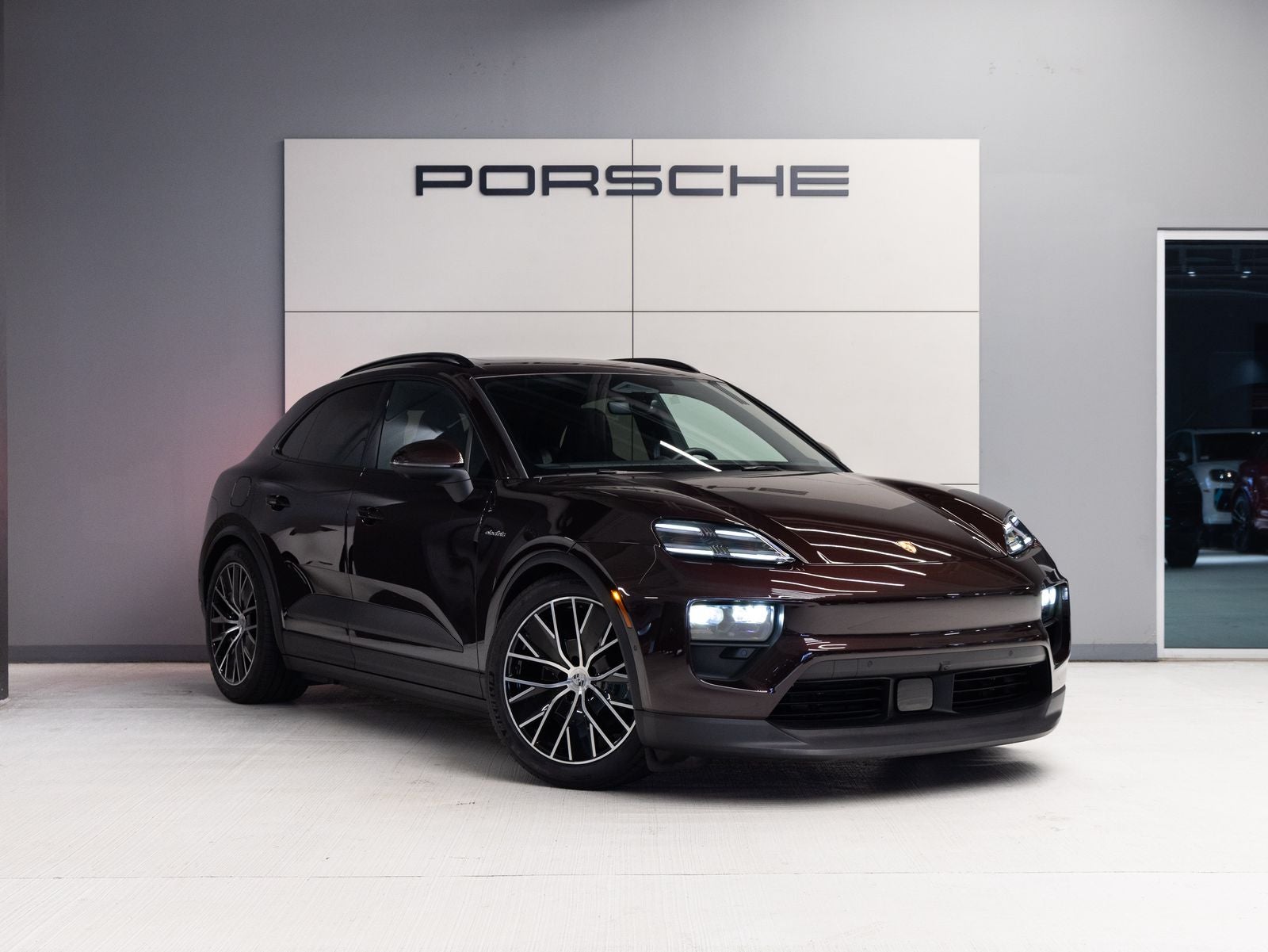 2025 Porsche Macan Macan Electric