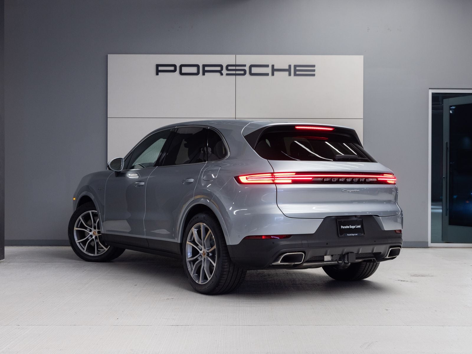 2025 Porsche Cayenne E-Hybrid