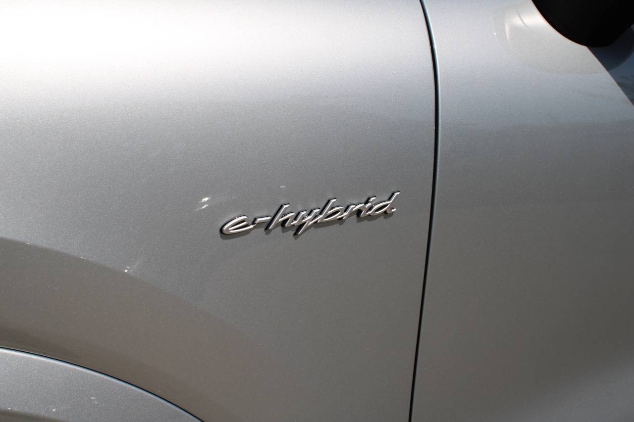 2025 Porsche Cayenne E-Hybrid