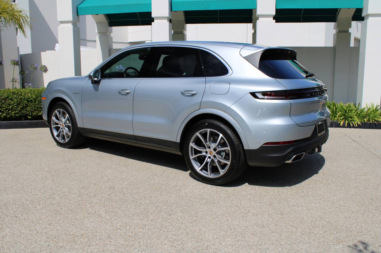 2025 Porsche Cayenne E-Hybrid