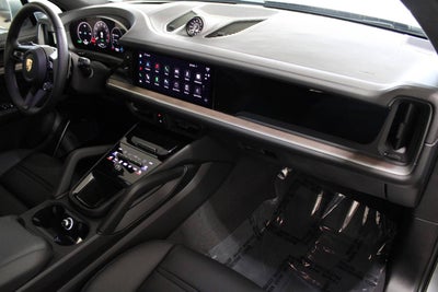 2025 Porsche Cayenne E-Hybrid