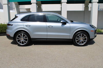 2025 Porsche Cayenne E-Hybrid