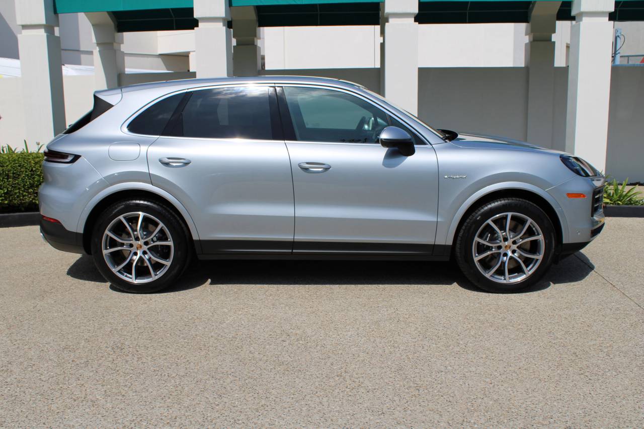 2025 Porsche Cayenne E-Hybrid