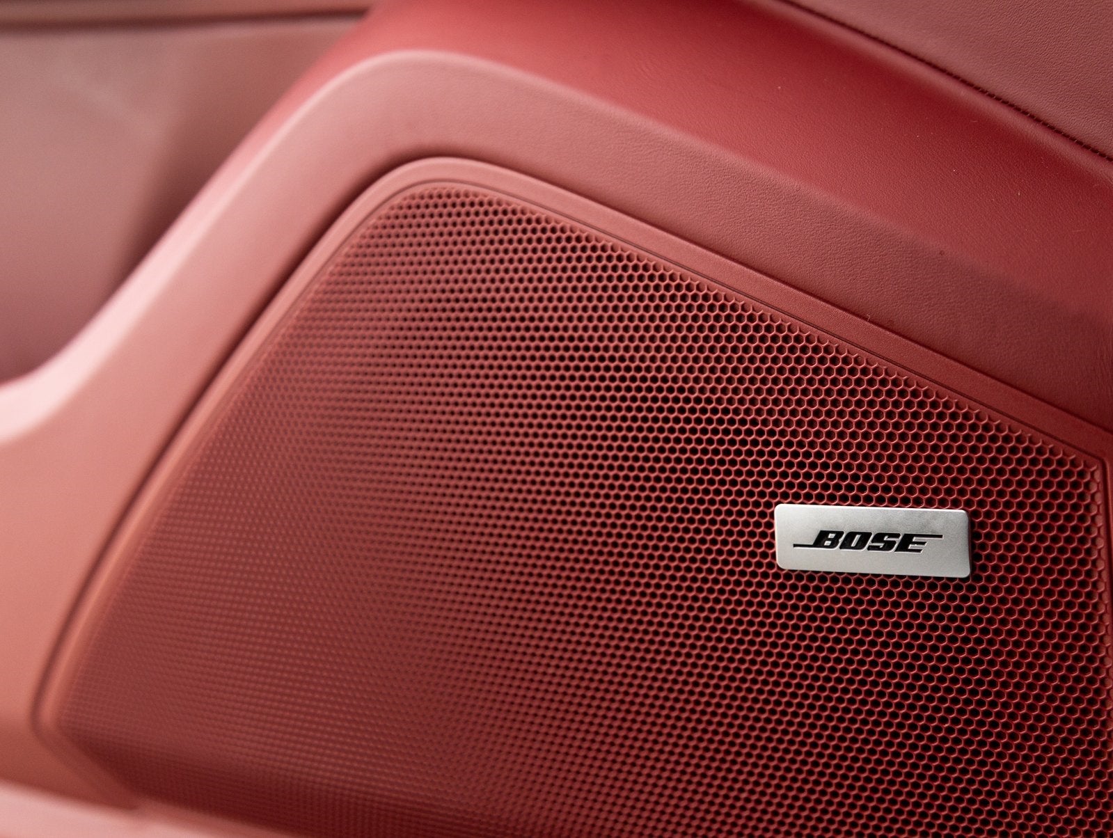 2023 Porsche Cayenne Cayenne E-Hybrid Platinum Edition (MY23)