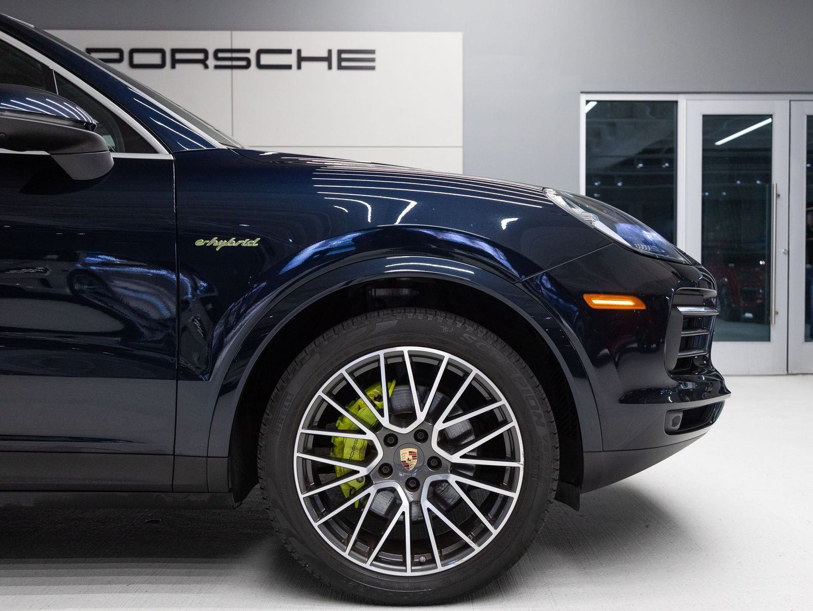 2023 Porsche Cayenne Cayenne E-Hybrid (MY23)