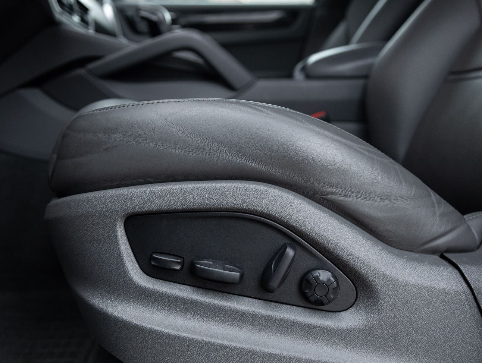 2023 Porsche Cayenne Cayenne E-Hybrid (MY23)